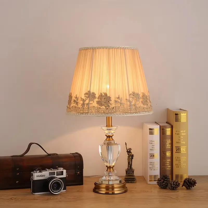 Moderne Kristall-LED-Tischlamp – Light Switch Bewertung und Preis